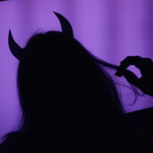 Meet your Posher, Mae